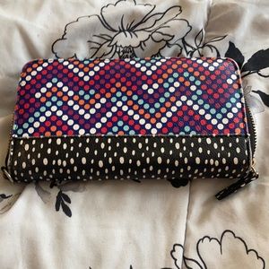 This is a wallet 👛